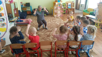 Мы продолжаем играть в нейро игры! Мы продолжаем играть в нейро игры!.